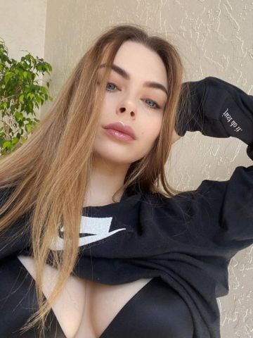 Проститутка Адель